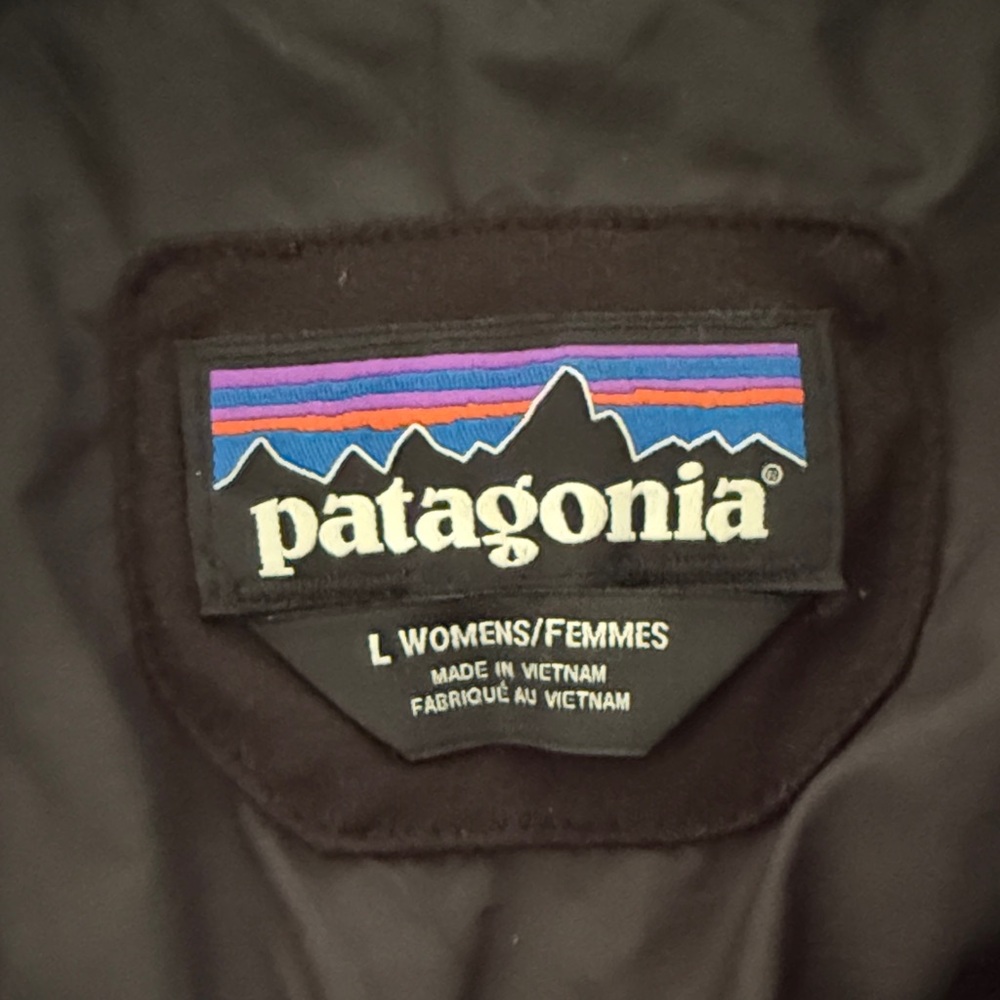 Patagonia Dark Quilted Jacket - Picture 2 of 4